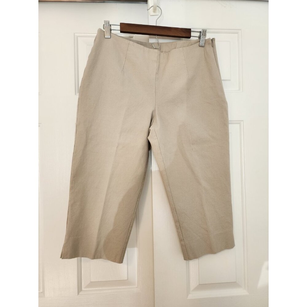 Chico's Beige Flat Front Side Zipper Mid Rise Women's Cropped Capri Pants Size 1